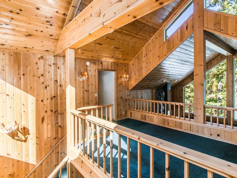 14118 Pathway Avenue, Tahoe Donner Lake Tahoe Homes for Sale, North Lake Tahoe Real Estate